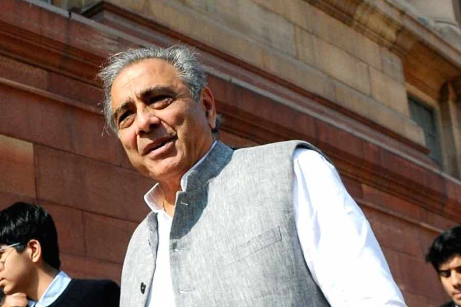 ২০২৩ সালে রাজ্যসভায় জেঠমালানি বলেছিলেন, ‘‘কখনও কখনও অভিভাবকেরা বকা দিয়ে বলেন চারশো বিশি কোরো না। এ সব বিষয়কে মিস্ করব।’’ তাঁর কথায়, ‘‘এটা বলিউডেরও অবিচ্ছেদ্য অংশ হয়ে উঠেছে। রাজ কপূরের একটি ছবির নাম ছিল শ্রী ৪২০।’’