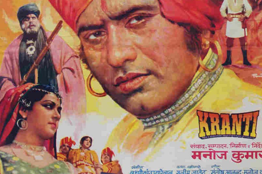 তিন মাস ধরে শুটিং চলেছিল ‘ক্রান্তি’ ছবিটির। মুক্তির পর ছবিটি প্রেক্ষাগৃহে ৪০০ দিন ধরে চলে। ২৬ জায়গায় রজত জয়ন্তী এবং একাধিক জায়গায় সুবর্ণ জয়ন্তীও পালন করে এই ছবি।