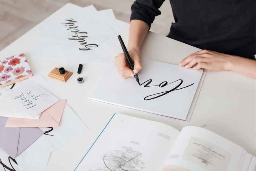 Hand lettering and calligraphy discussed about power of hand writing