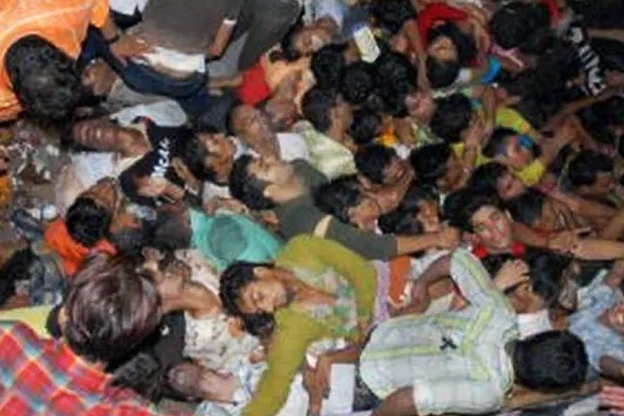 ২০০৮ সালের সেপ্টেম্বরে রাজস্থানের জোধপুরে চামুণ্ডাদেবী মন্দিরে নবরাত্রি উৎসবের সময় পদপিষ্ট হয়ে মৃতের সংখ্যা ছিল ১২০। আহতের সংখ্যা ছিল আরও বেশি।