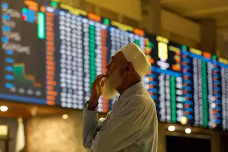 Pakistan PM Shehbaz Sharif ask Russia President to expanding barter trade between two country in SCO summit 