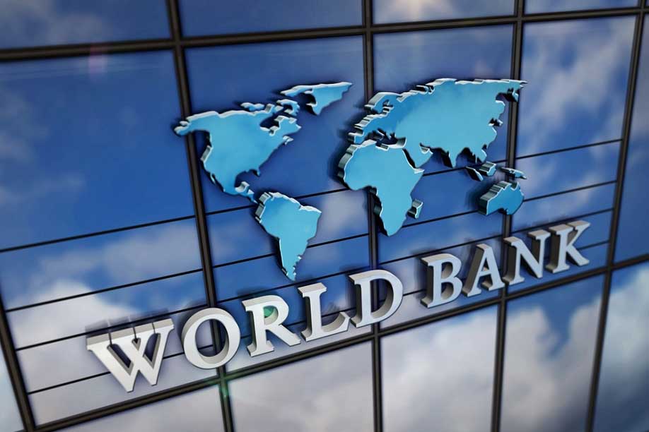 কোনও দেশের নাগরিকদের রোজগারের ভিত্তিতে প্রতি বছর একটি তালিকা প্রস্তুত করে বিশ্ব ব্যাঙ্ক। এক এক জনের বার্ষিক গড় রোজগার দেখা হয় এই তালিকা প্রস্তুত করার সময়ে। তাতেই রাশিয়ার এই উত্থান নজর কেড়েছে।