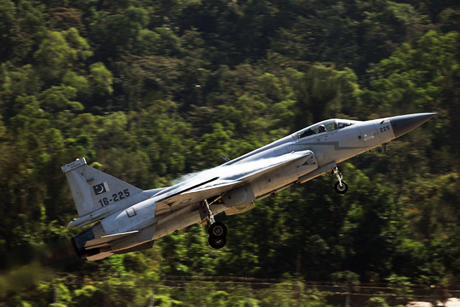 Pakistan’s Fighter Jet CAC/PAC JF-17 Thunder meets 5th crash in 13 Years