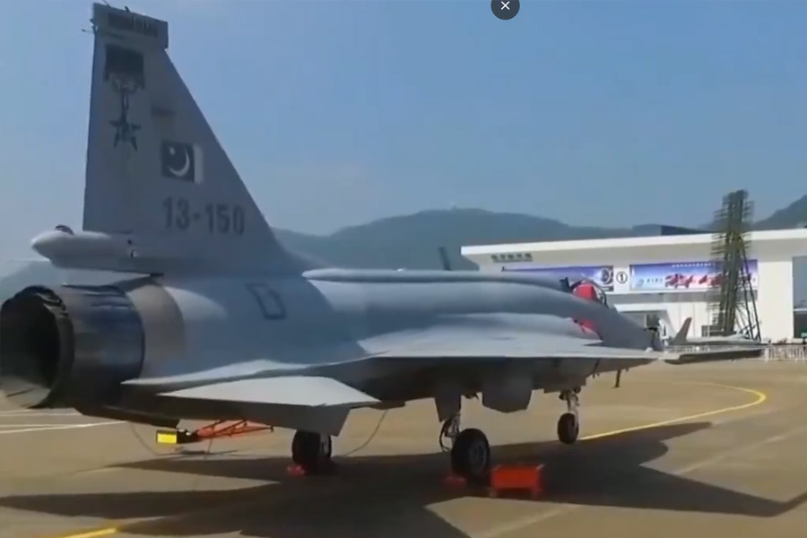 Pakistan’s Fighter Jet CAC/PAC JF-17 Thunder meets 5th crash in 13 Years