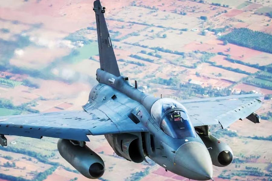 Pakistan’s Fighter Jet CAC/PAC JF-17 Thunder meets 5th crash in 13 Years