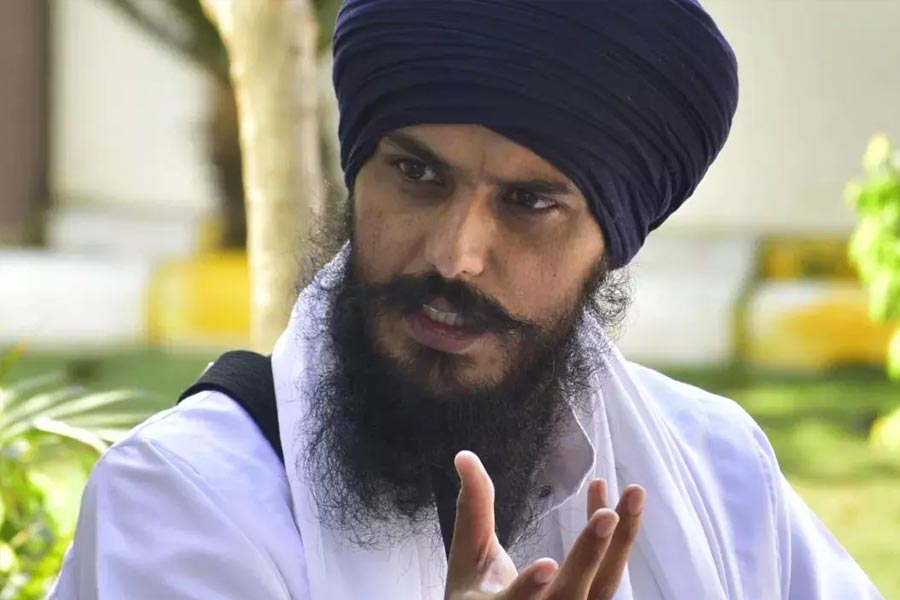 Two jailed MP Amritpal Singh and Engineer Rashid took oath in Parliament after winning respective seats