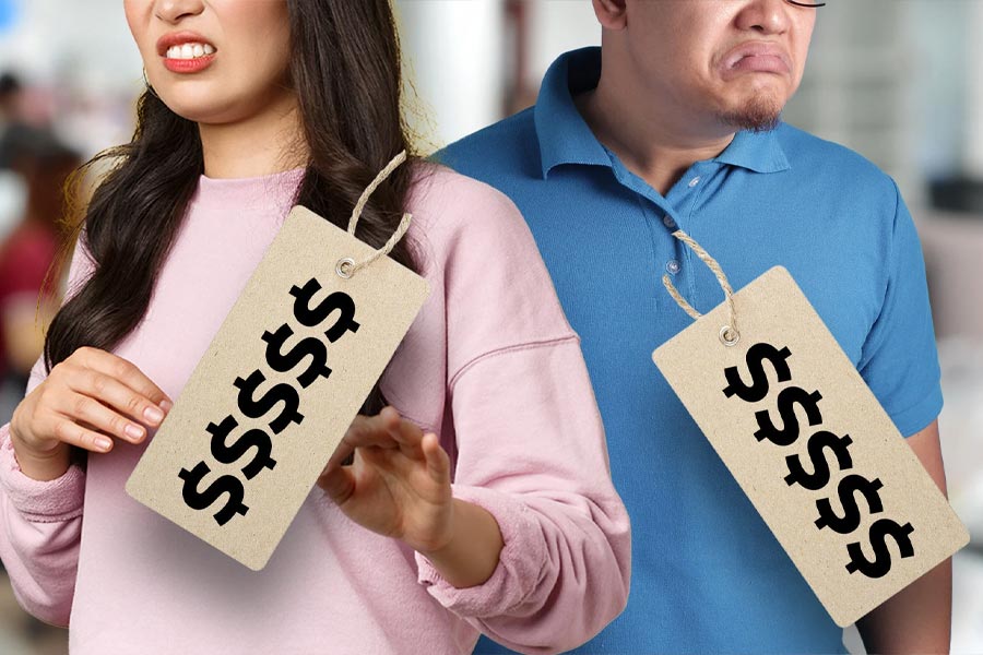 Employees in China are selling their bosses and colleagues online