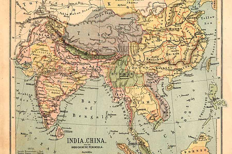 তবে ভারতে এসে রাশিয়া ব্রিটিশদের মতো উপনিবেশ স্থাপন করতে চেয়েছিল, না কি ভারতকে স্বাধীনতার স্বাদ দিতে চেয়েছিল, তা নিয়ে ইতিহাসবিদদের মধ্যে মতপার্থক্য রয়েছে।