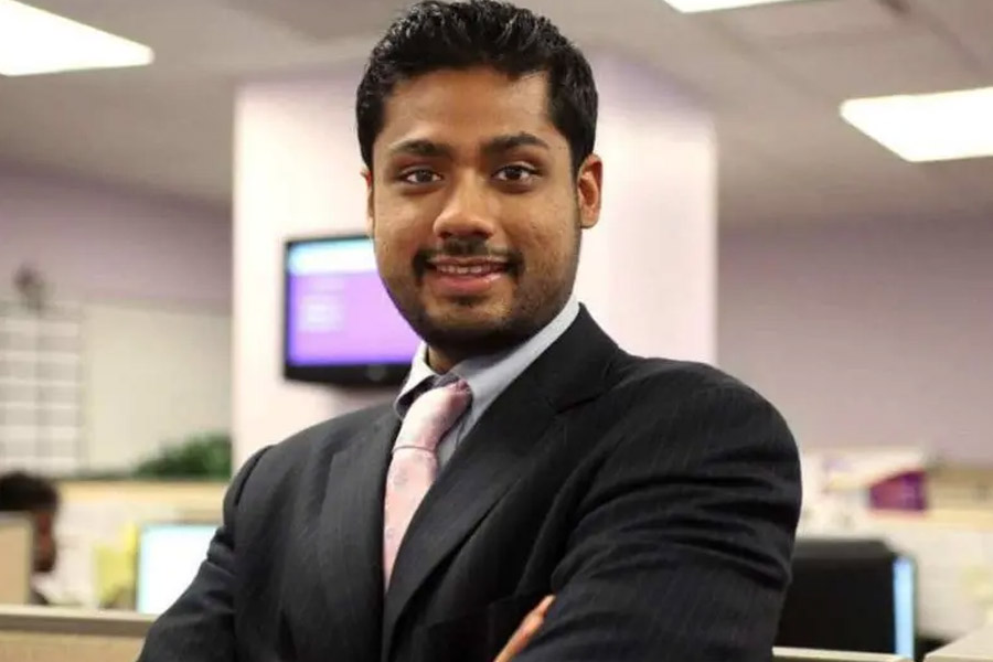 ‘আউটকাম হেল্‌থ’-এর অন্যতম প্রতিষ্ঠাতা হলেন ঋষি। টাকা তছরুপের অভিযোগে ২০২৩ সালের এপ্রিলে দোষী সাব্যস্ত হন তিনি। সংস্থার অন্য দুই প্রতিষ্ঠাতা শ্রদ্ধা আগরওয়াল এবং ব্র্যাড পার্ডিও দোষী সাব্যস্ত হন।