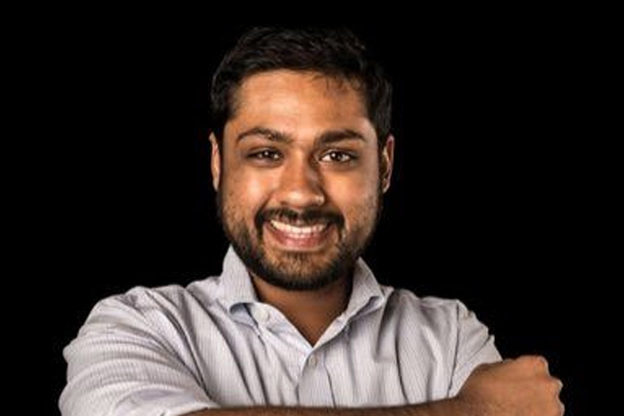 ২০১৬ সালে ঋষির মোট সম্পত্তির পরিমাণ হয় ৪০০ কোটি ডলার। ভারতীয় মুদ্রায় যা প্রায় ৩৩ হাজার কোটি ডলার। অভিযোগ, আদতে তাঁর সম্পত্তির পরিমাণ তত ছিল না। ভুয়ো বৃদ্ধি দেখানো হয়েছিল। ২০১৭ সালে শাহ এবং তাঁর সহযোগী ২২ কোটি ৫০ লক্ষ ডলার ডিভিডেন্ট পকেটে ভরেছিলেন তাঁরা। ভারতীয় মুদ্রায় যা প্রায় ১৮০০ কোটি টাকা।