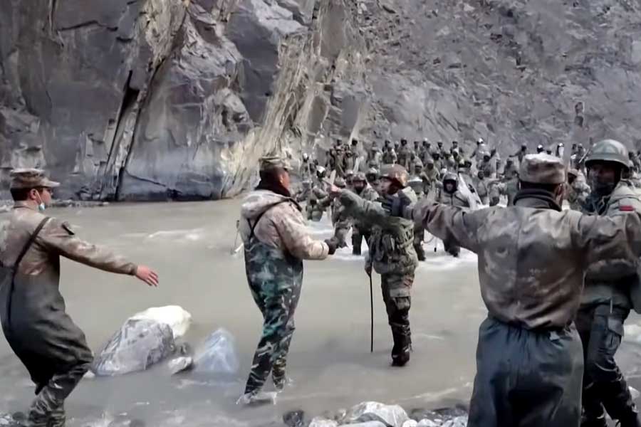 India and Russia partner to manufacture advanced ‘Mango’ tank rounds locally