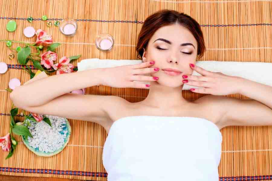 Tips and Techniques for face massages to get smoother skin