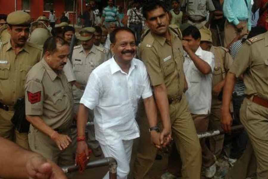 All you need to know about Munna Bajrangi, dreaded gangster of Uttar Pradesh who died in jail 