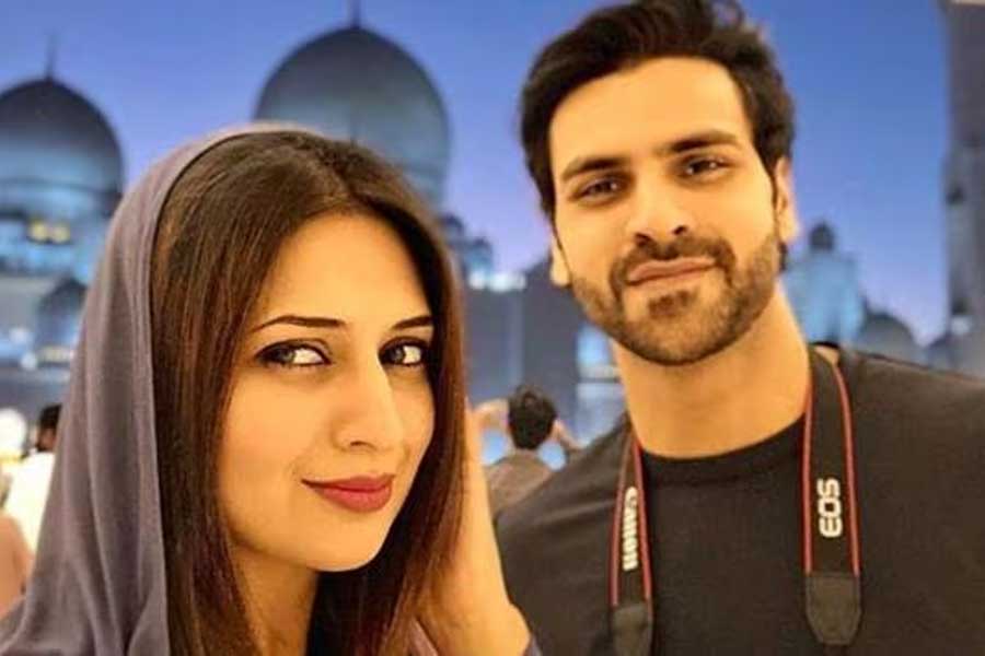 Divyanka Tripathi Vivek Dahiya Robbed in Italy lost passport and 10 lakhs