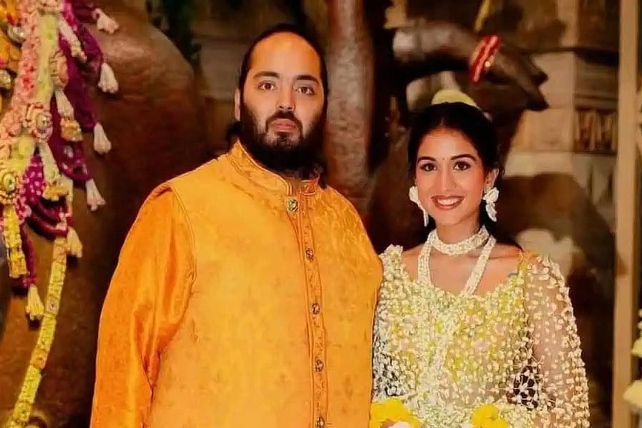 Baraat leaves Antilia for Anant Ambani and Radhika Merchant's Grand wedding