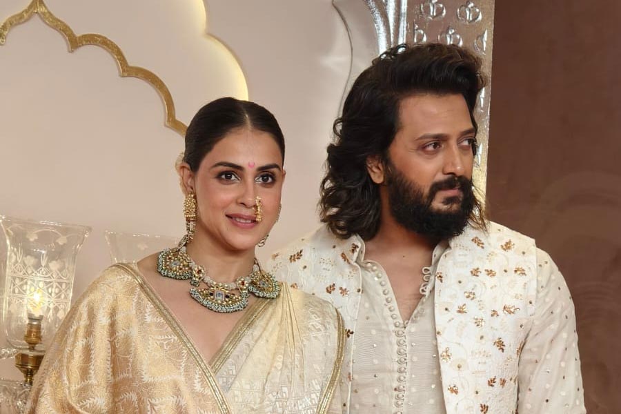 Baraat leaves Antilia for Anant Ambani and Radhika Merchant's Grand wedding