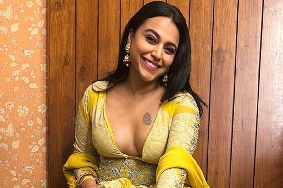 বলিপাড়ার গুঞ্জন, বলি অভিনেত্রী স্বরা ভাস্করকে দেখা যায়নি অনন্ত এবং রাধিকার বিয়েতে।