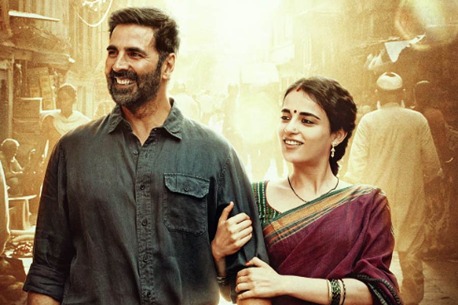 Image of Akshay Kumar and Radhika Madan