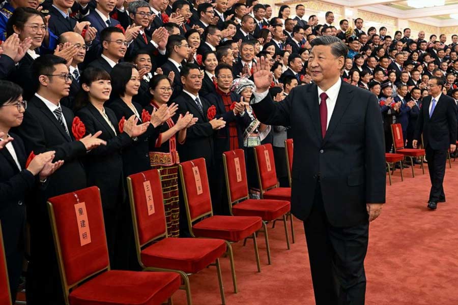 China’s billionaires leaving their country and moving their cash out 