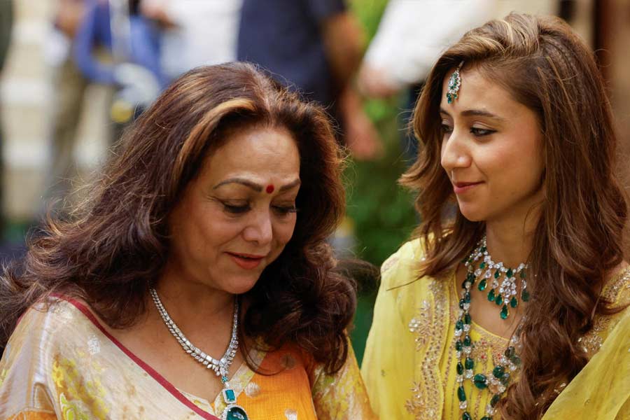 How the Ambani Family presented themselves in Ananta and Radhika's wedding ceremony