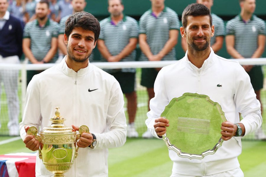 picture of Carlos Alcaraz and Novak Djokovic