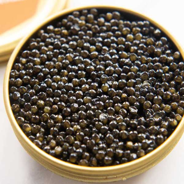 নানা ধরনের সামুদ্রিক মাছের পেট থেকে ক্যাভিয়ার পাওয়া যায়। তবে স্টারজিওন মাছের ডিমের স্বাদই নাকি সবচেয়ে ভাল। এই ডিম বিরল হওয়ায় এর দামও বেশি।