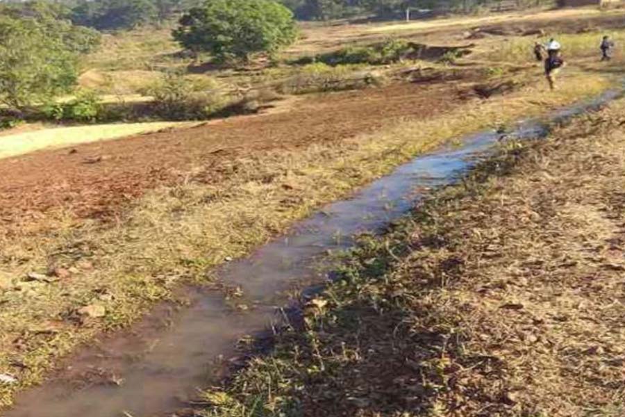 উল্টো জলপ্রবাহ দেখা যায় এই স্থানে।