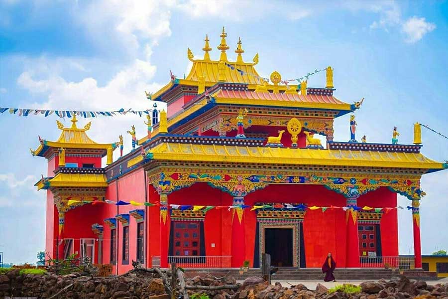 মৈনপাটের বৌদ্ধ মঠ।