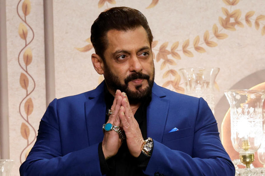 A foreign female fan came to India with a marriage proposal for Salman Khan