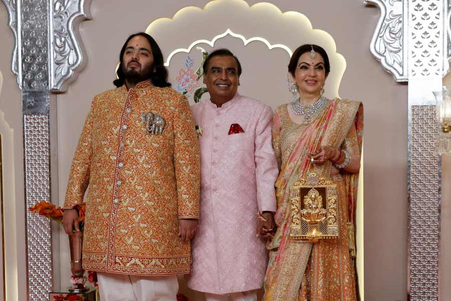 From Nita Ambani’s 500 crore rupees necklace to Anant Ambani’s 67.5 crore rupees watch, list of expensive things at Ambani Wedding