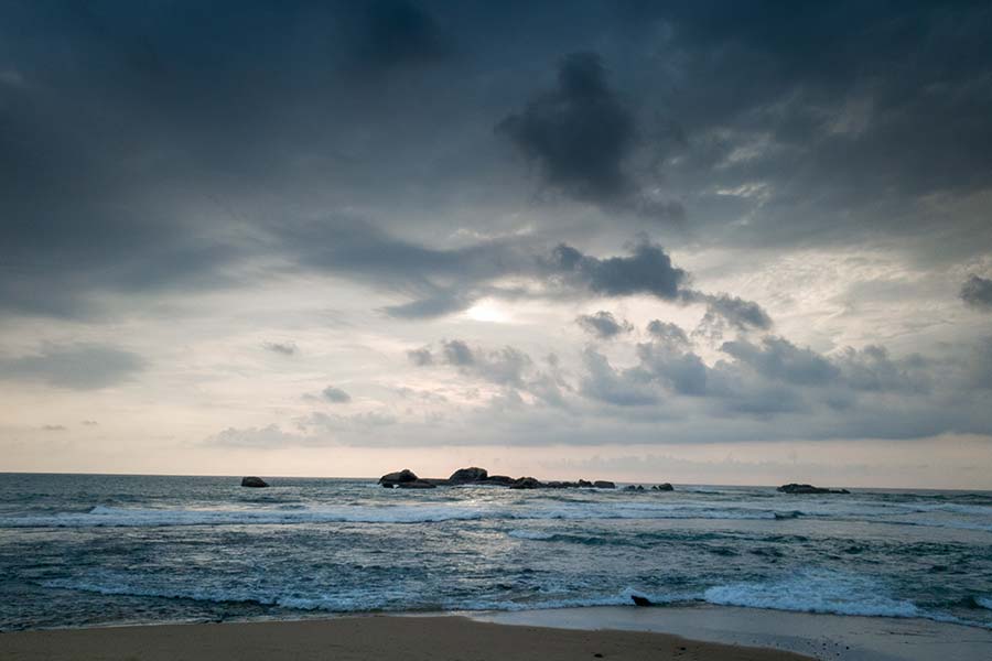 Depression may form over the Bay of Bengal on Friday as weather office forecasts rain in South Bengal dgtl