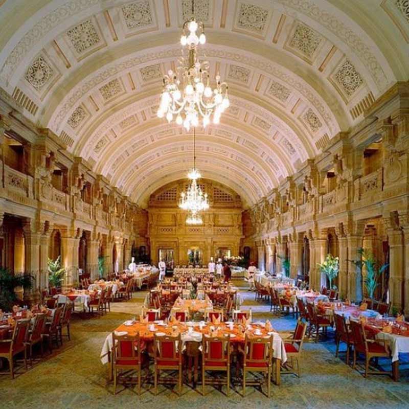 Mukesh Ambani threw most expensive birthday party for his wife Nita Ambani worth 220 crore rupees