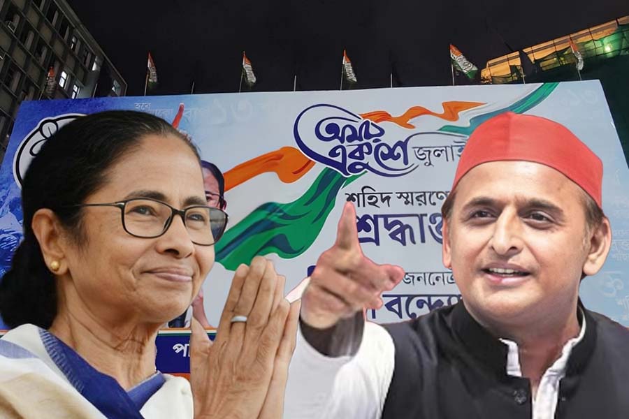 Samajwadi Party Chief Akhilesh Yadav to attend 21 July mega gathering of TMC Chief Mamata Banerjee