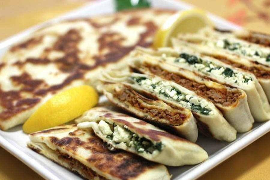 Top food joints in Kolkata to get best Mughlai Paratha