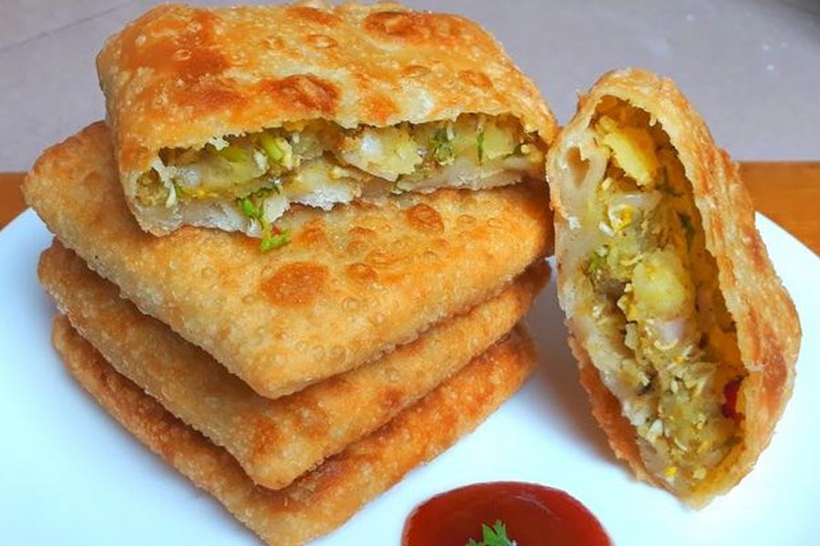 Top food joints in Kolkata to get best Mughlai Paratha