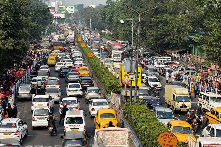 Kolkata police issued a traffic advisory for 21 july sunday