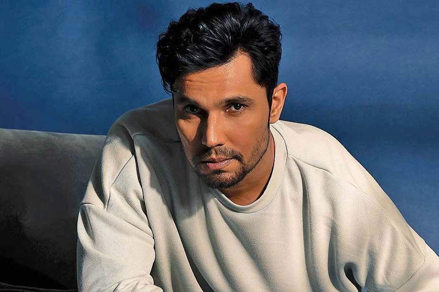 High Court disposes of actor Randeep Hooda’s plea for relief from action over construction near tiger reserve at kanha