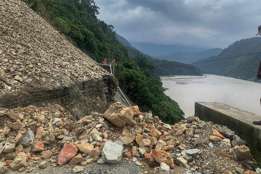 The situation is alarming due to landslides along the main national highway from Siliguri to Gangtok