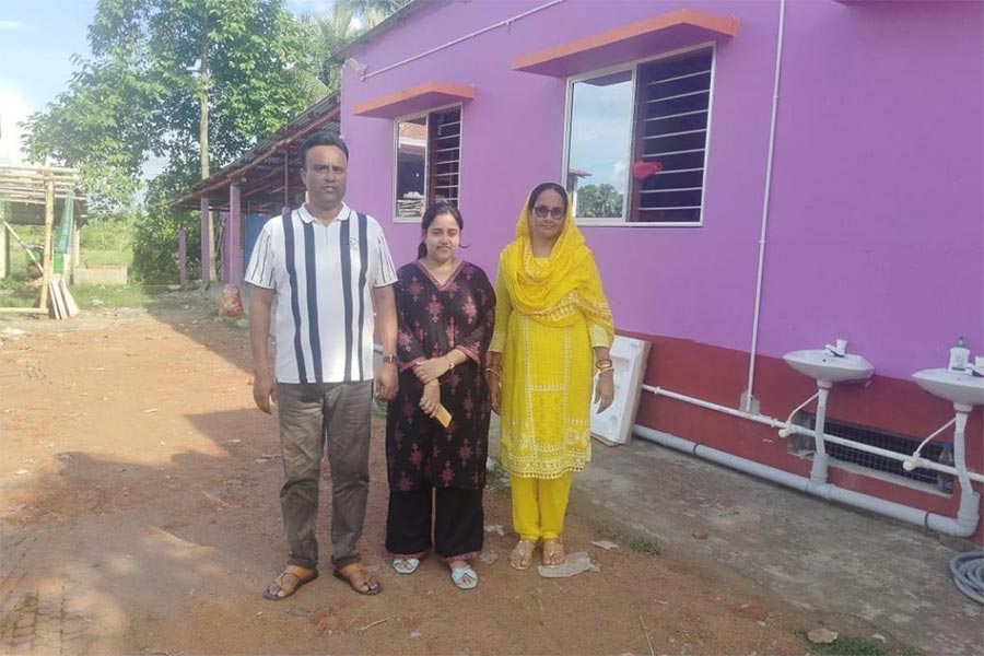 A woman returned to Galsi from Bangladesh due to heated situation