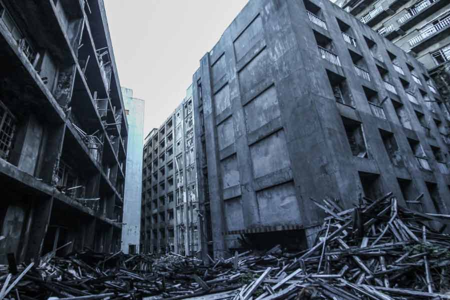 Japanese Ghost Island, Gunkanjima, know the dark history behind it 