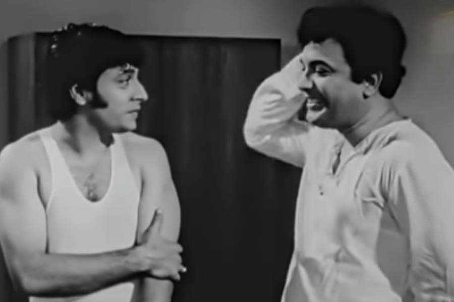 সেই সময়ের  ইন্ডাস্ট্রির তিনি চোখের মণি। কলাকুশলী থেকে স্পট বয়— সবার ‘দাদা’। এখনও যদি তিনি বেঁচে থাকতেন, কোন মাধ্যমে তাঁকে দেখতেন দর্শক? প্রশ্ন ছিল ভাস্করের কাছে। অভিনেতার কথায়, “সৌমিত্র চট্টোপাধ্যায়ও তো শেষ জীবনে ধারাবাহিকে অভিনয় করেছেন। তা হলে উত্তমকুমারও আসতেন। ঈশ্বর আছেন, সেই দিন ওঁকে দেখতে হল না।”