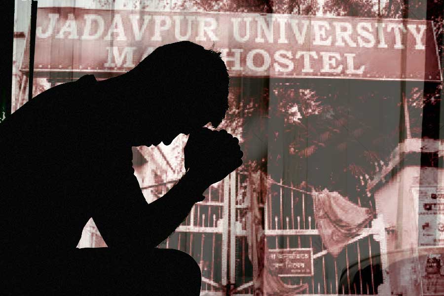 A engineering student allegedly harassed in Jadavpur University Main Hostel dgtld