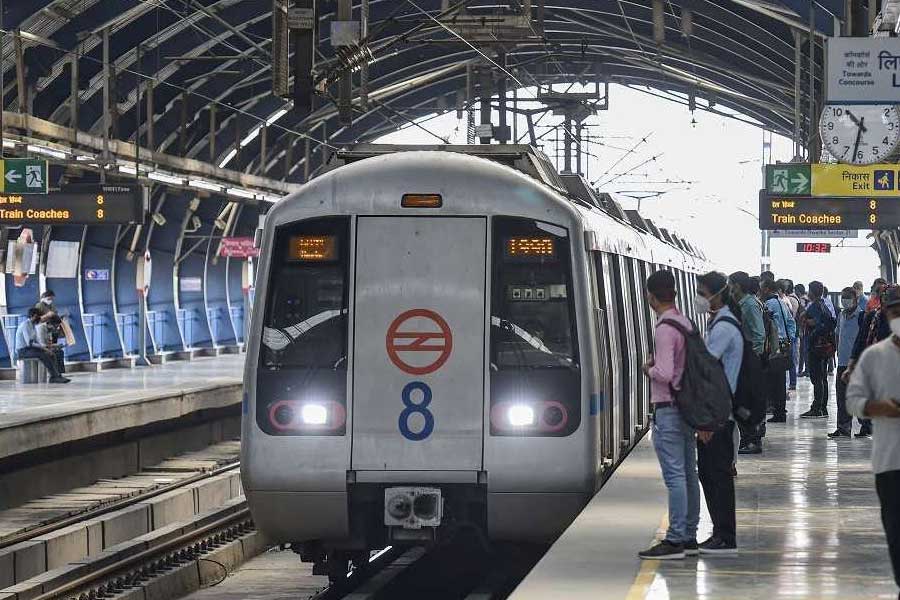 Delhi metro booked over 1600 people for creating nuisance dgtl
