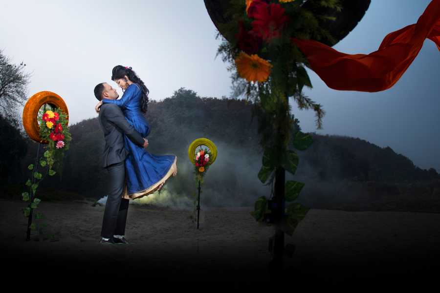 Tips you should keep in mind while planning your pre-wedding photoshoot 