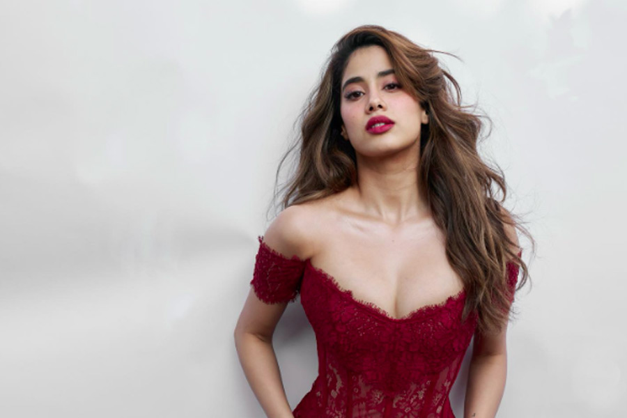 Bollywood actress Janhvi Kapoor reveals she used to break up with her partner every month