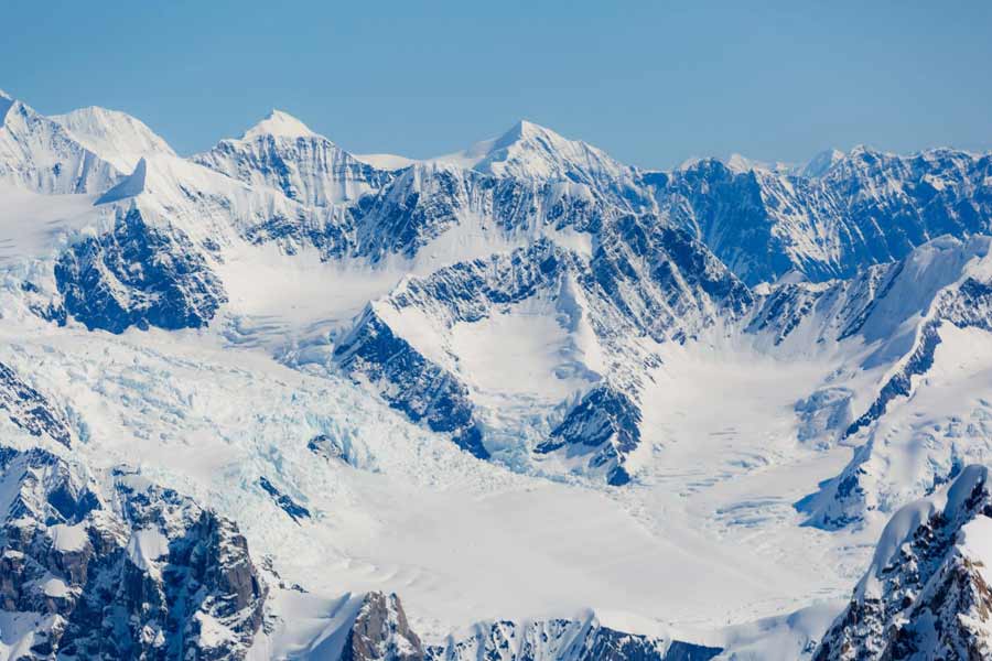 America and Canada intercepts Russian and Chinese bombers near Alaska 