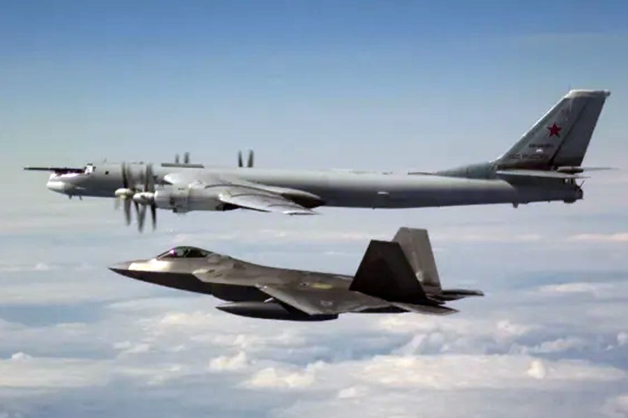 America and Canada intercepts Russian and Chinese bombers near Alaska 