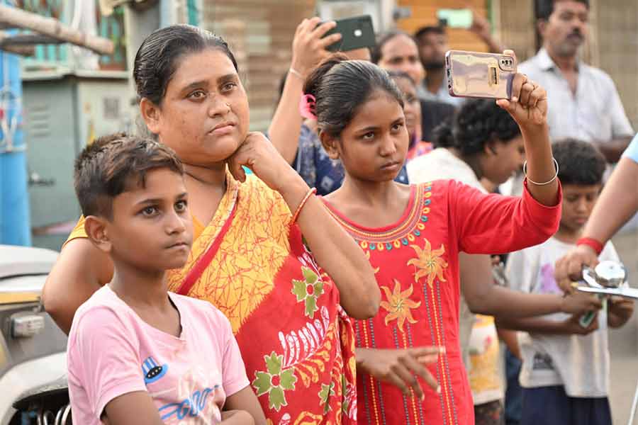 চলছে উচ্ছেদ অভিযান। নদিয়ার কৃষ্ণনগরে।