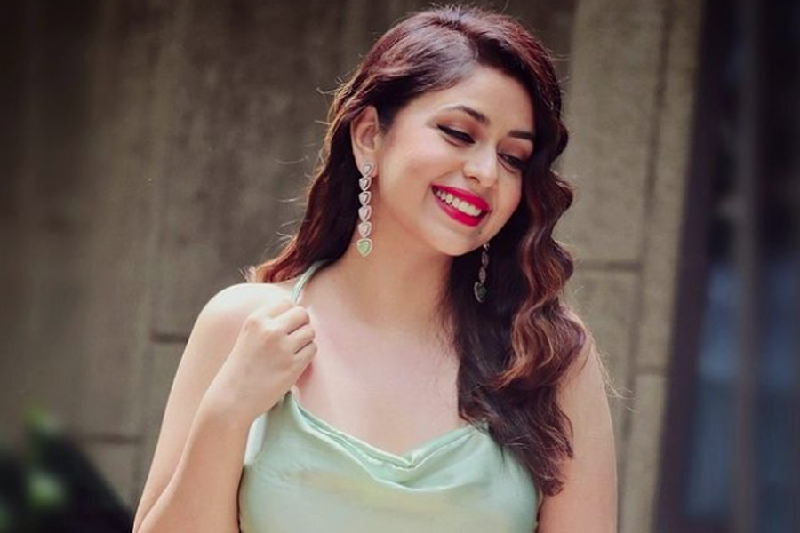 Meet Mirzapur actress Neha Sargam, who played the role of Saloni Tyagi, know about her career and personal life 