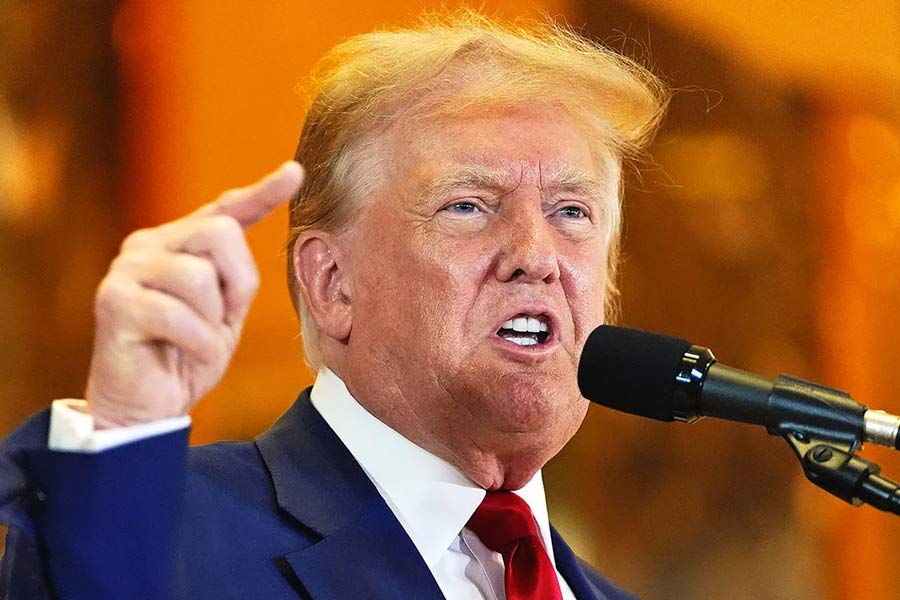 Donald Trump calls for obliteration of Iran after reported Iranian threats against him 